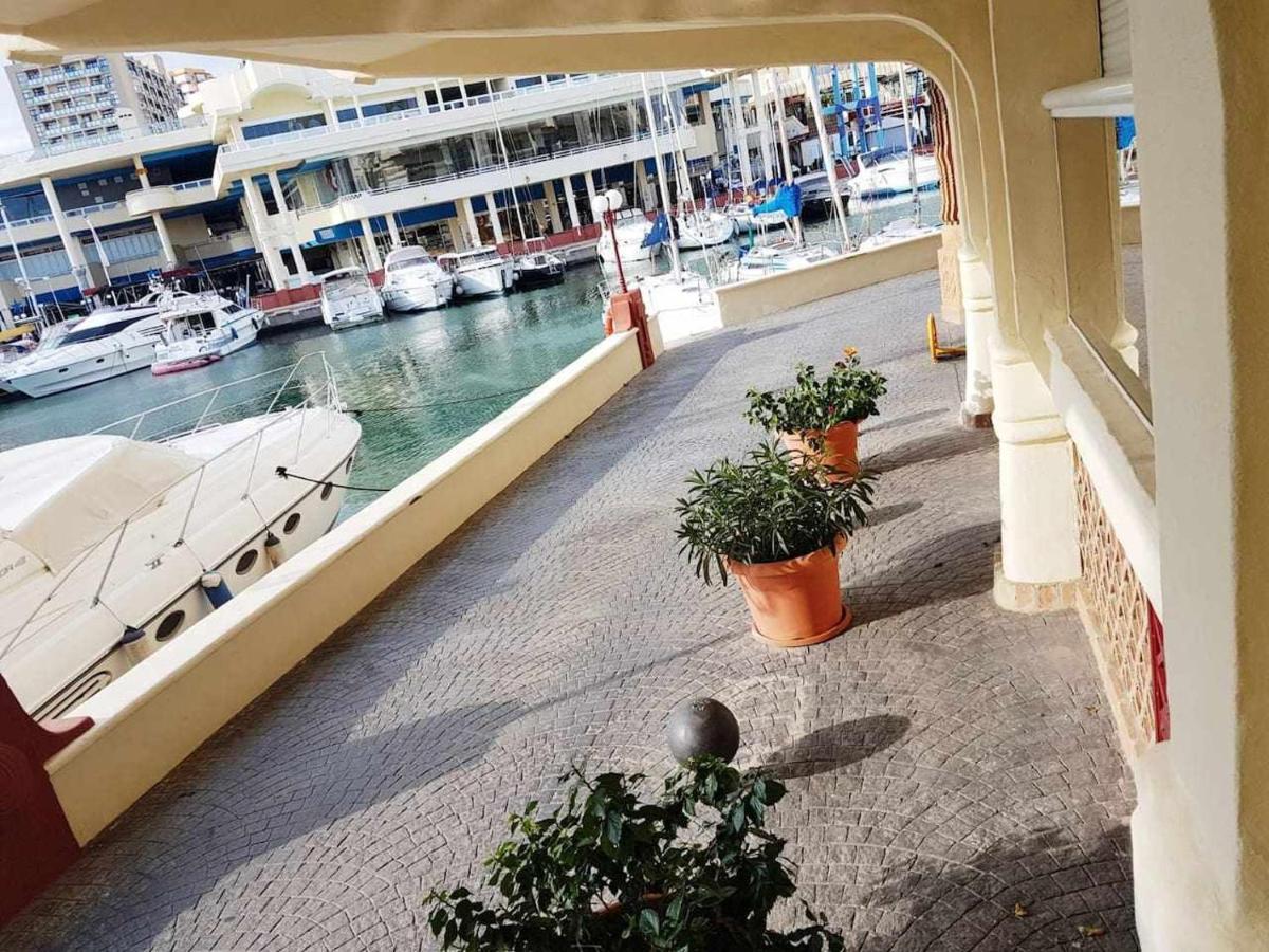 Lujoso Apartamento En De La Isla De Puerto Marina Беналмадена Екстериор снимка