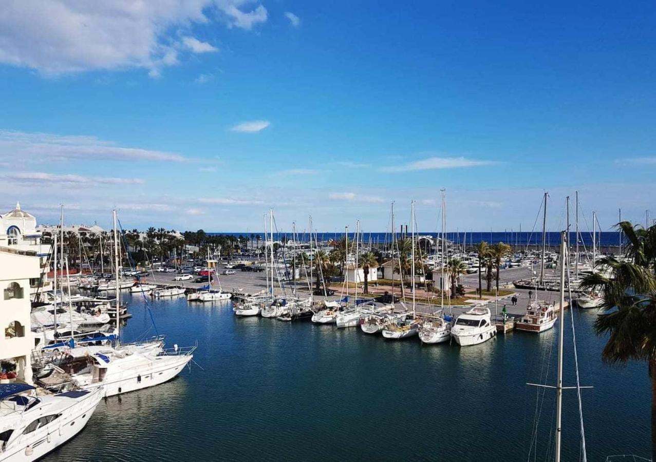 Lujoso Apartamento En De La Isla De Puerto Marina Беналмадена Екстериор снимка